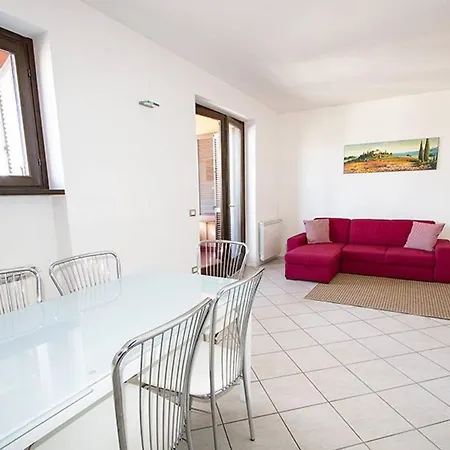 2 Bedroom Close To Stresa Apartmán *